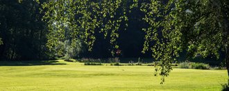 Impression der Kurzbahnen auf dem Golfplatz des Allgäuer Golf- und Landclubs e.V. Ottobeuren