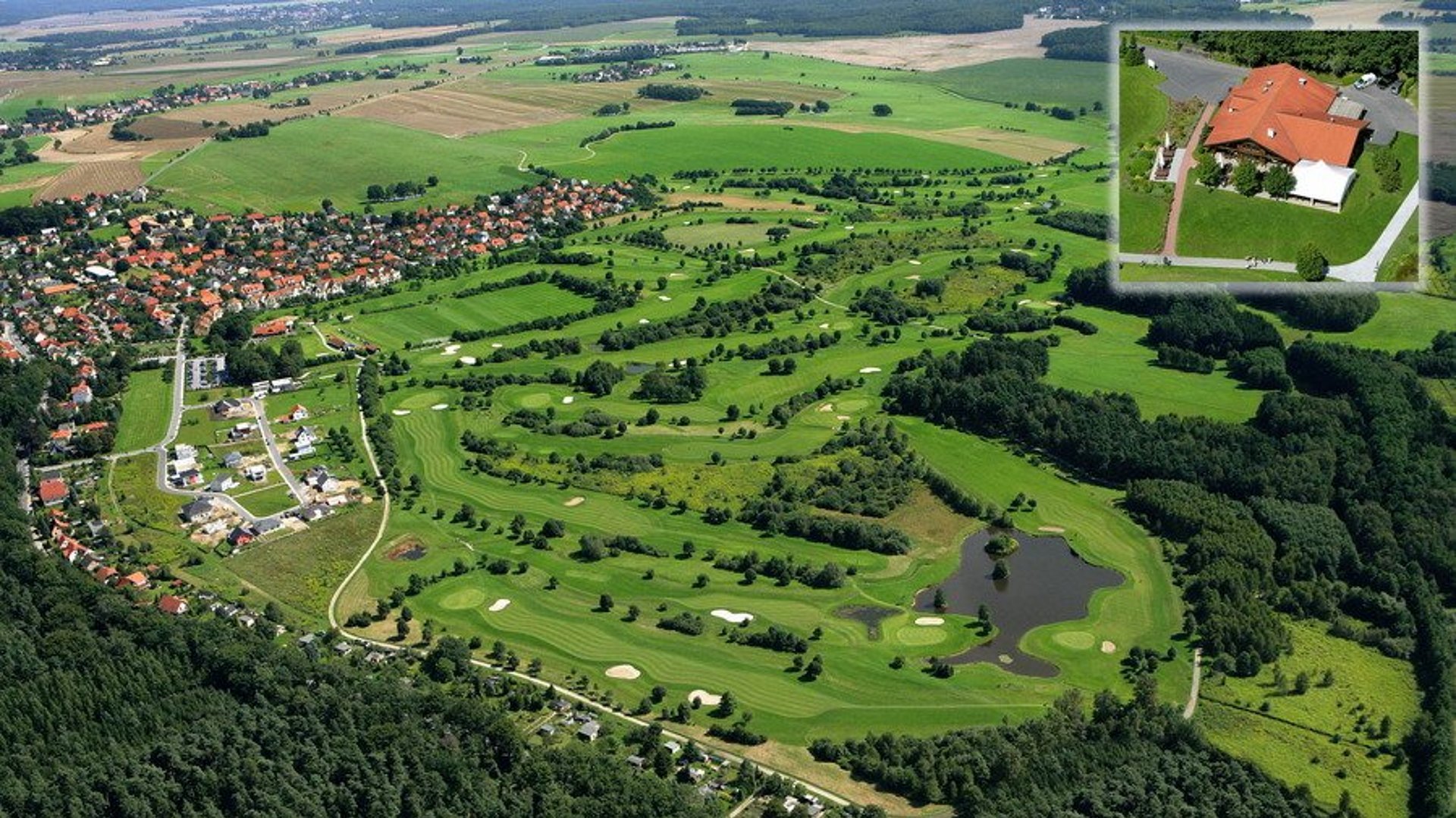 Luftbild der Golfanlage des Partnerclubs des Allgäuer Golf- und Landclub e.V. (Dresden Ullersdorf)